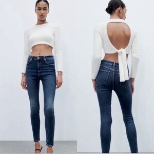 NWT: ZARA High Rise Vintage
Skinny Ankle Length Jeans Size 44/12